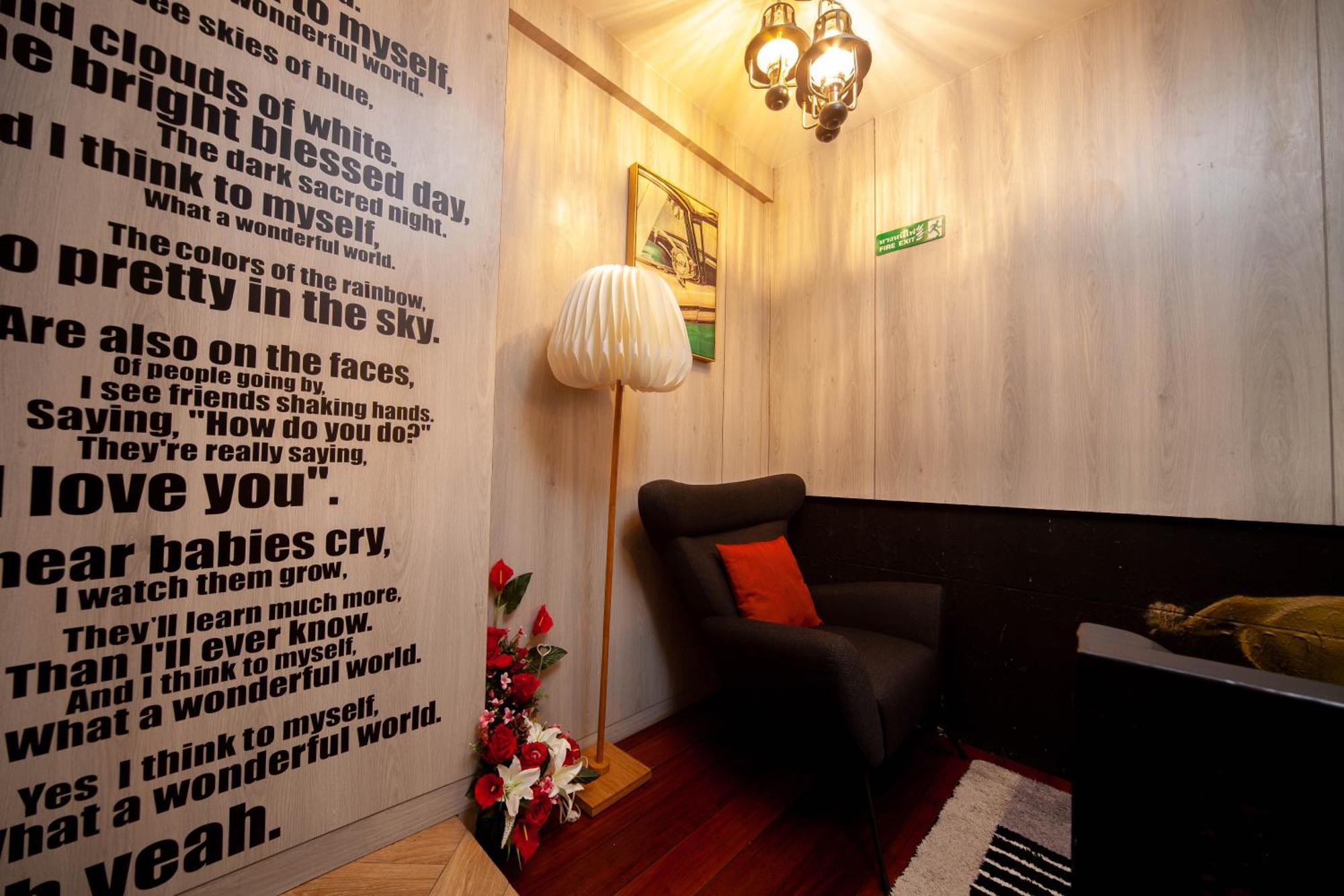 Sleep Walker Poshtel