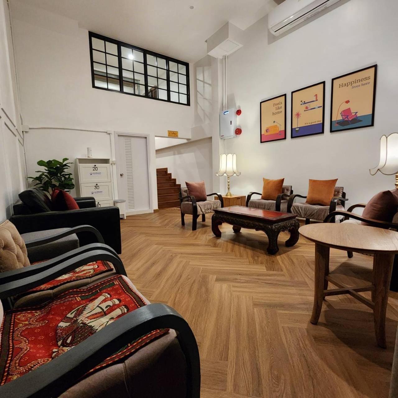 Hostel Sleep Walker Poshtel *
